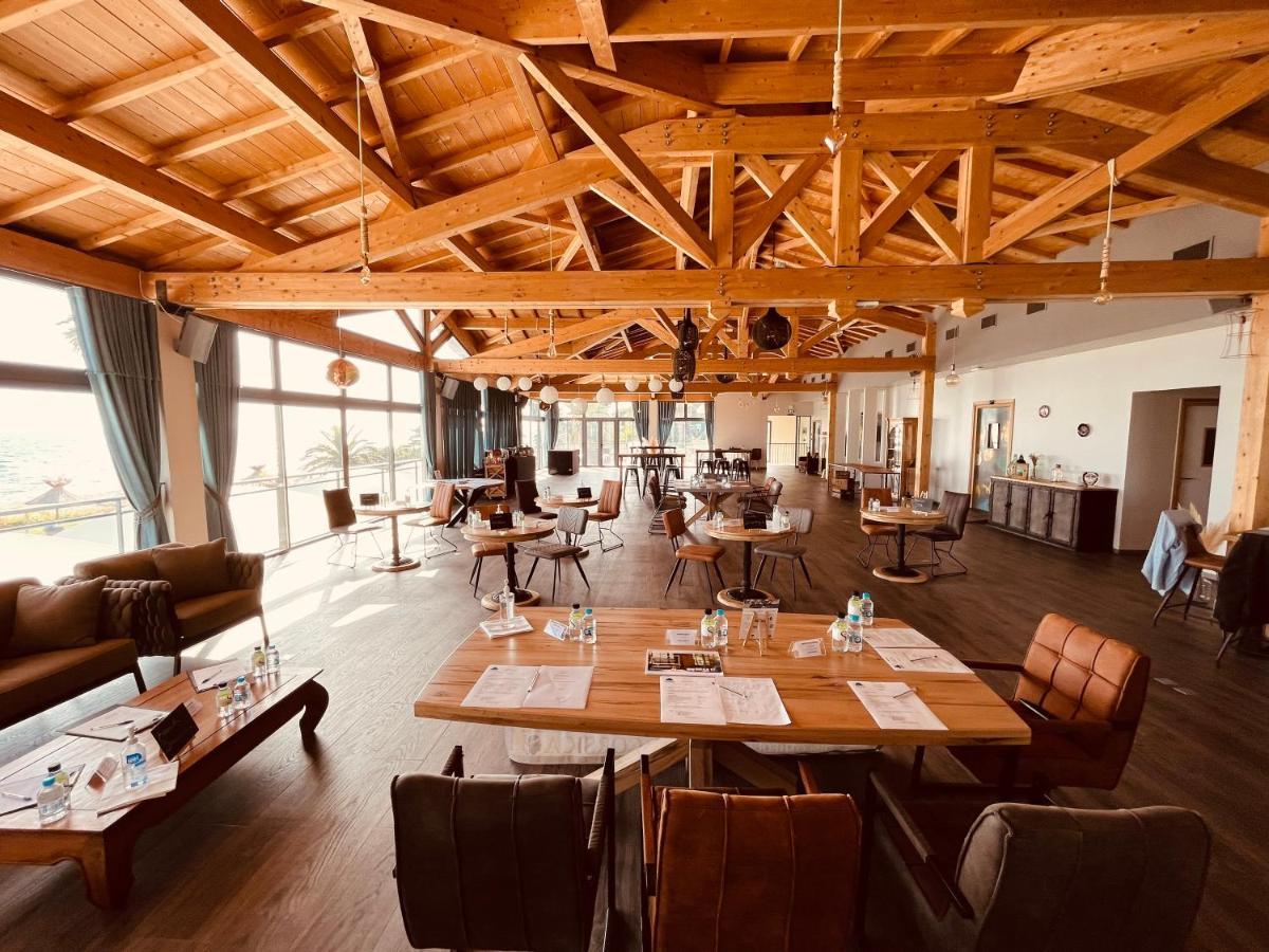 Hotel & Restaurant San Pellegrino Folelli Екстериор снимка
