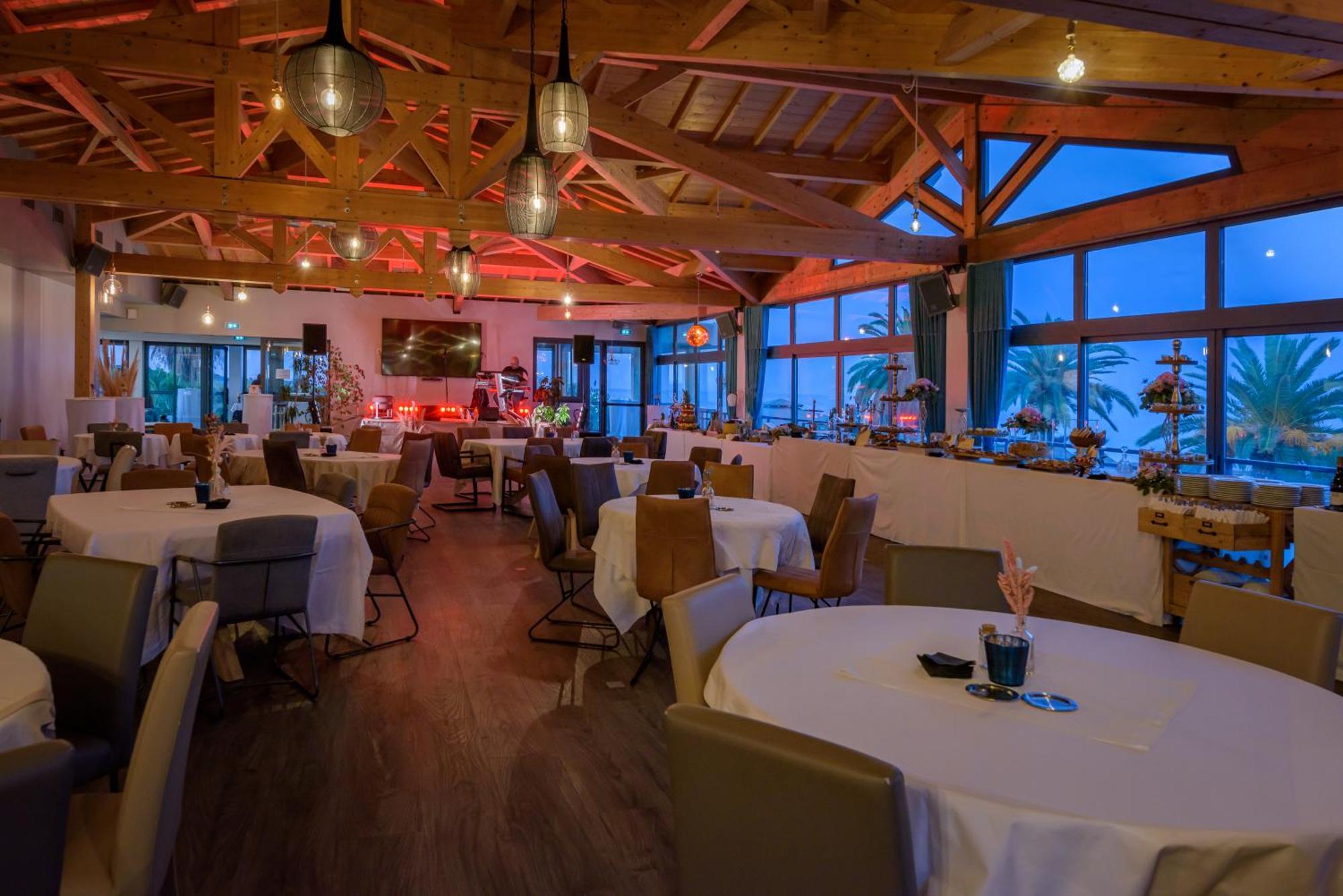 Hotel & Restaurant San Pellegrino Folelli Екстериор снимка