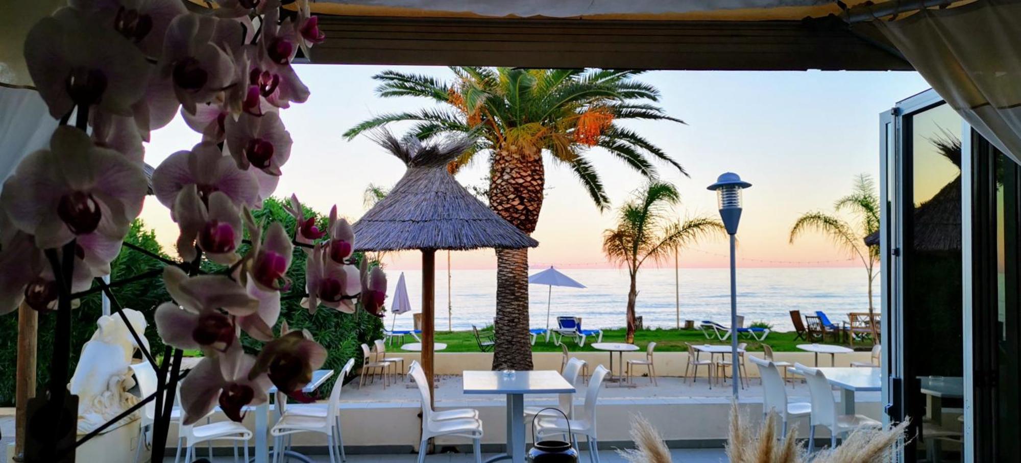 Hotel & Restaurant San Pellegrino Folelli Екстериор снимка