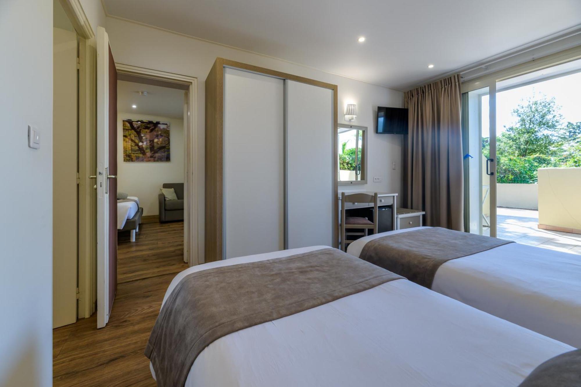 Hotel & Restaurant San Pellegrino Folelli Екстериор снимка