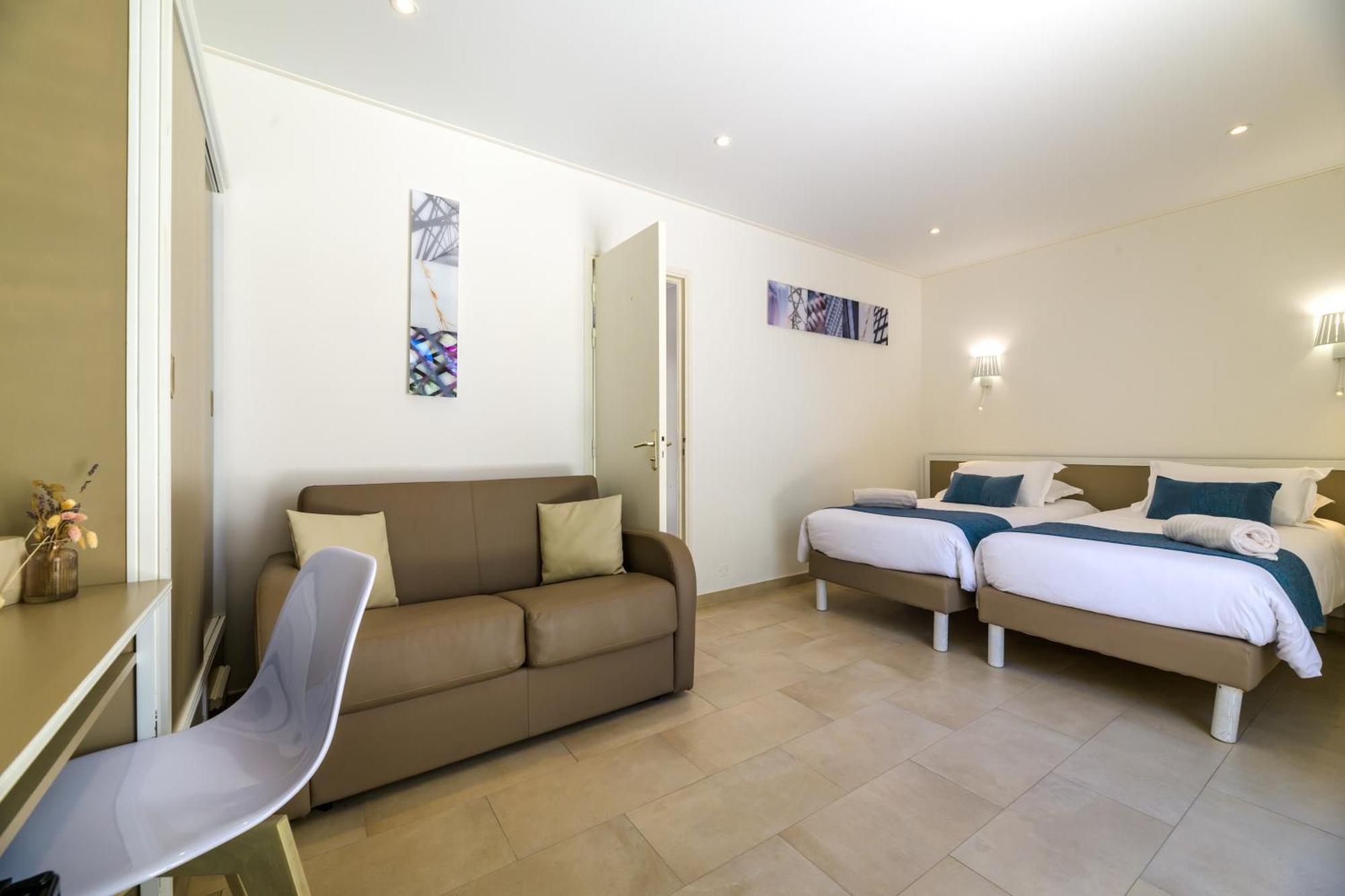 Hotel & Restaurant San Pellegrino Folelli Екстериор снимка