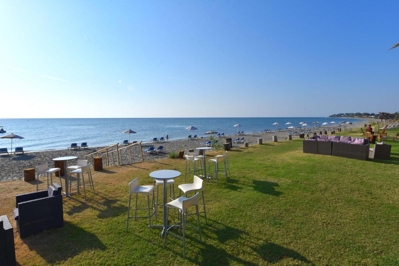 Hotel & Restaurant San Pellegrino Folelli Екстериор снимка