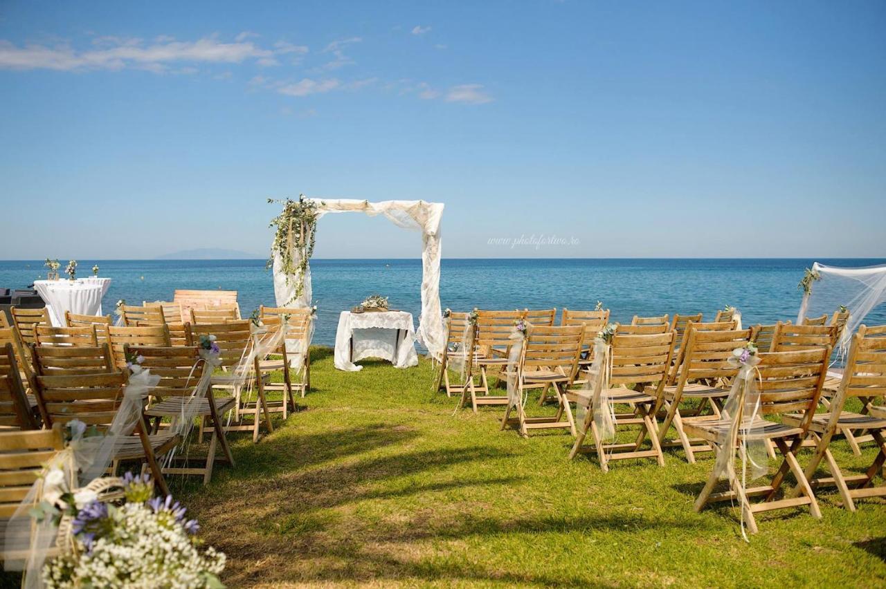 Hotel & Restaurant San Pellegrino Folelli Екстериор снимка