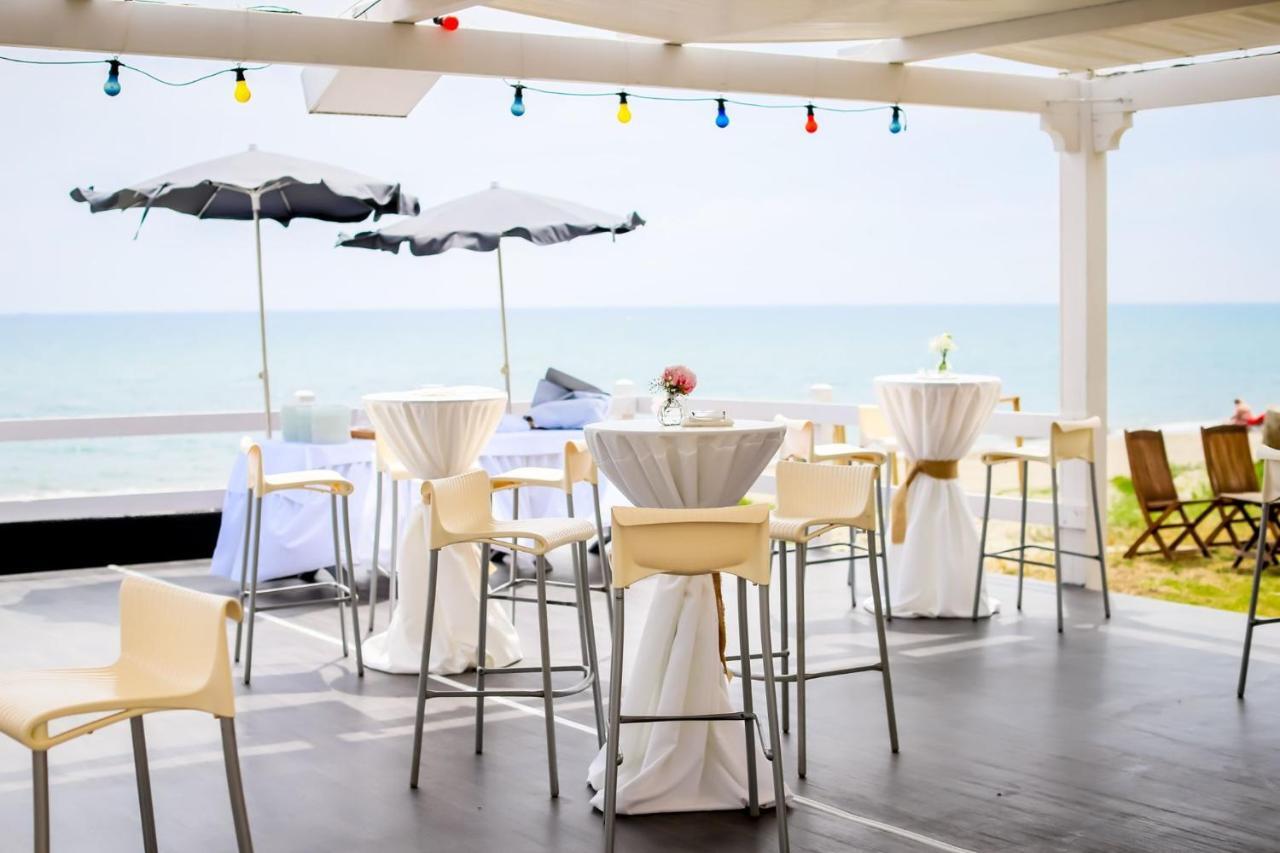 Hotel & Restaurant San Pellegrino Folelli Екстериор снимка